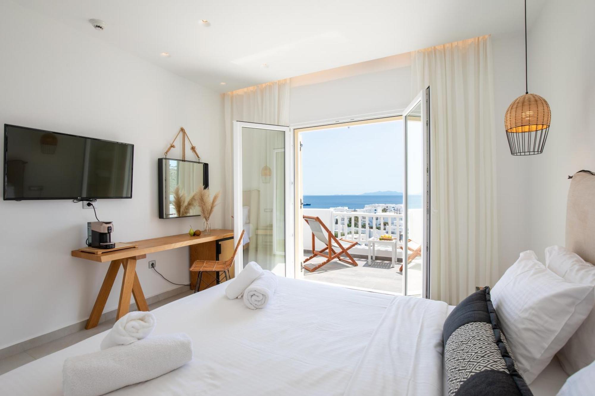 The George Mykonos Hotel 4*