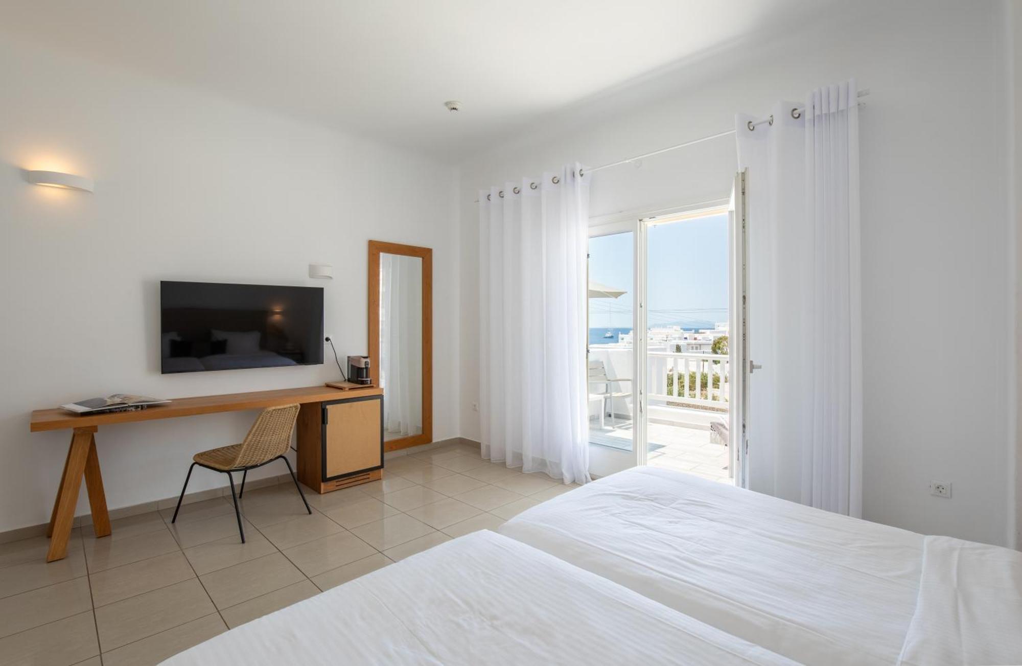 The George Mykonos