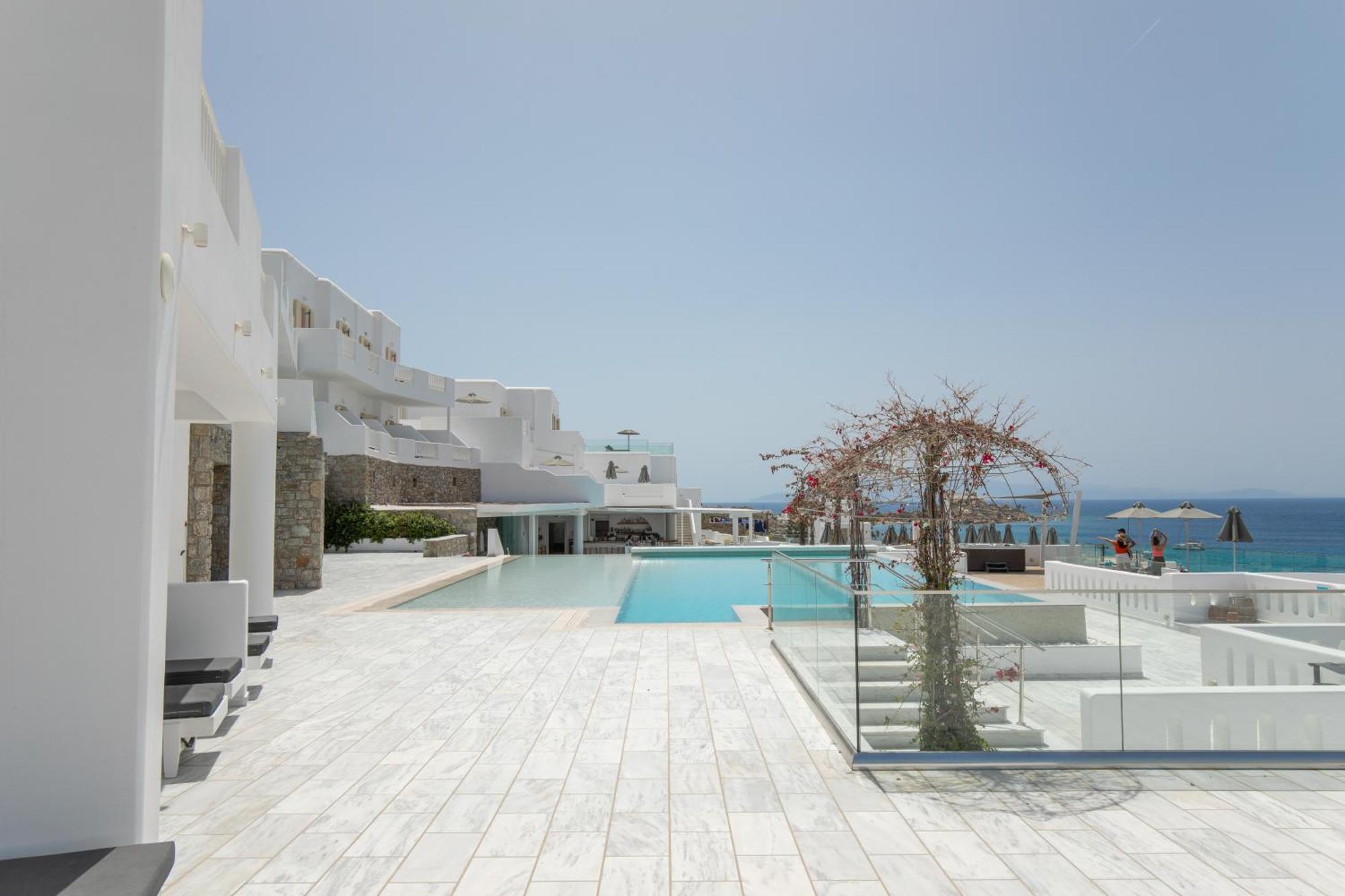 The George Mykonos Hotel 4*
