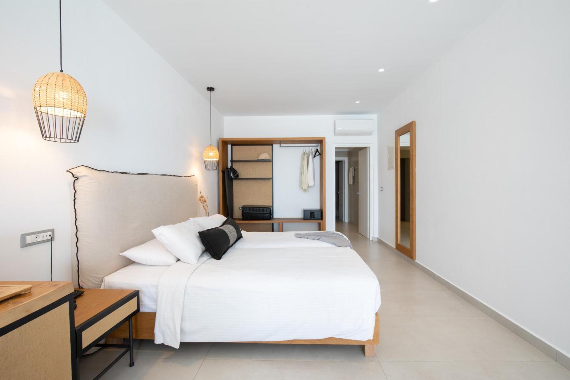 The George Mykonos 4* Platys Gialos (Mykonos)
