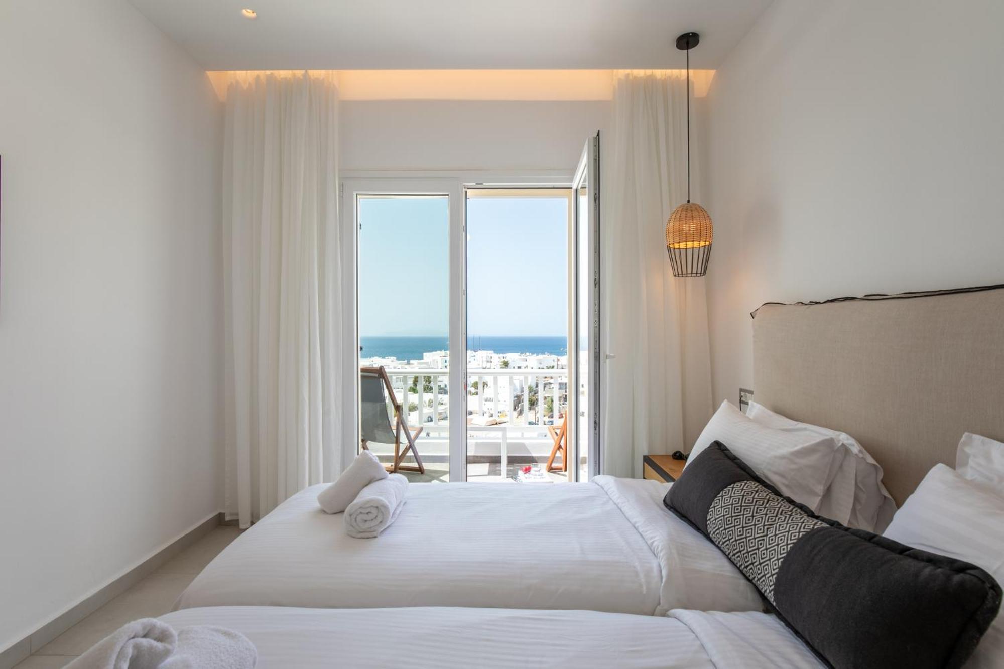 The George Mykonos 4*